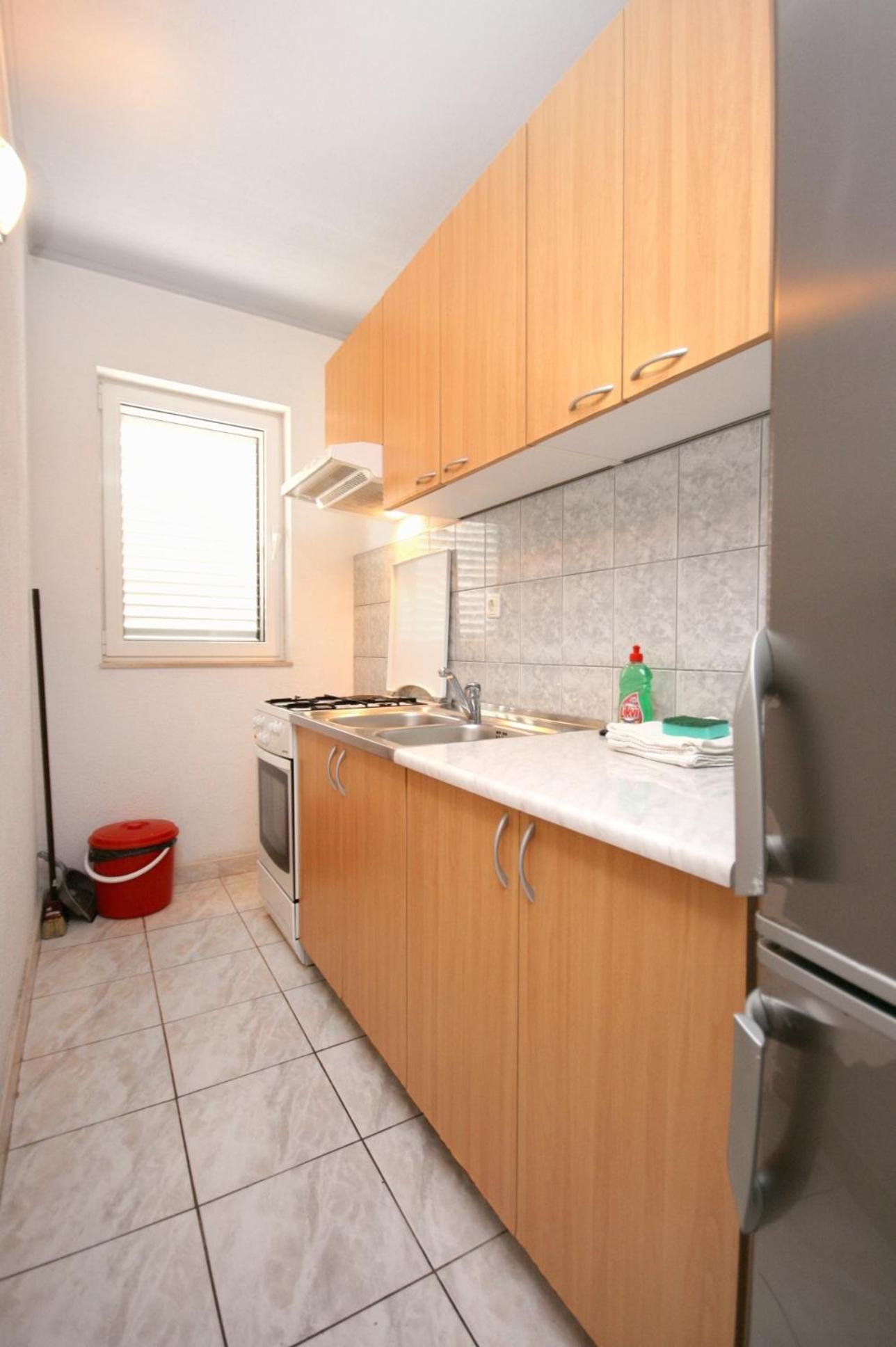 Apartments By The Sea Promajna, Makarska - 2673 Номер фото